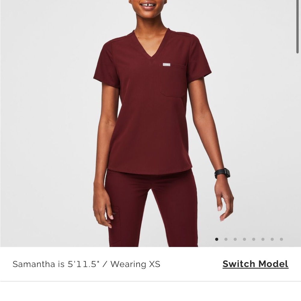 FIGS catarina scrub top in burgundy size large
